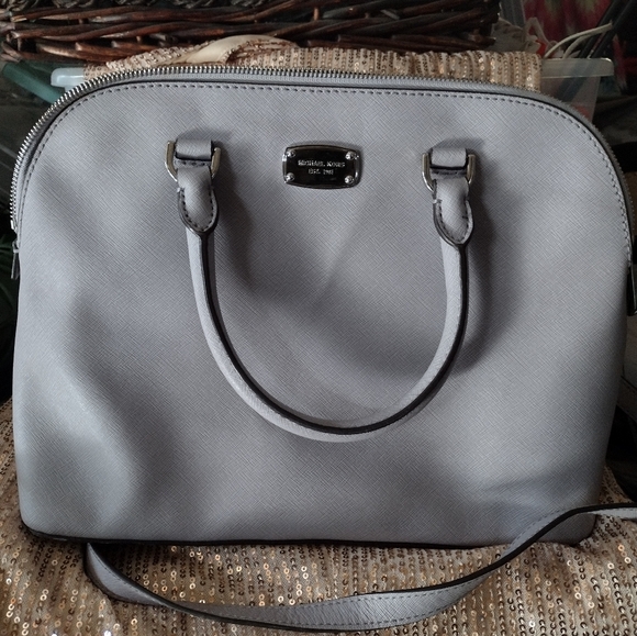 Michael kors purse@make up bag - Picture 2 of 6